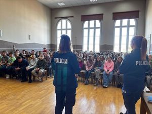 PPOLICJANTKI Z DZIEĆMI