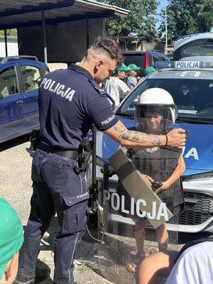Policjanci z dziećmi
